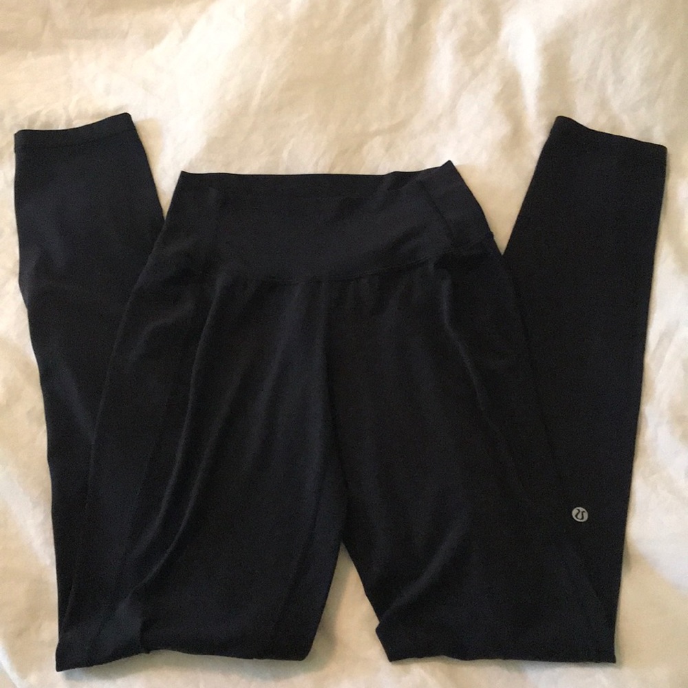 LULULEMON High waisted Size 4